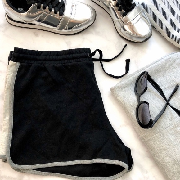 Madewell Pants - FINAL PRICE Madewell Colorblock Knit Lounge Shorts